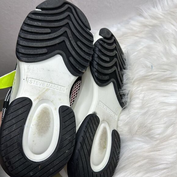 Steve Madden Bonanza Neon Multi Color Sneaker 8 - Picture 4 of 9